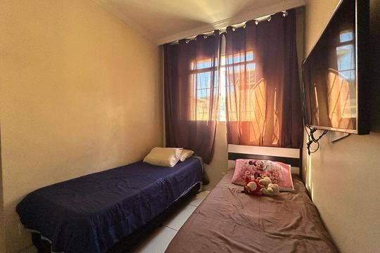 Quarto de apartamento à venda com 2 quartos, 84m² em São Benedito, Belo Horizonte