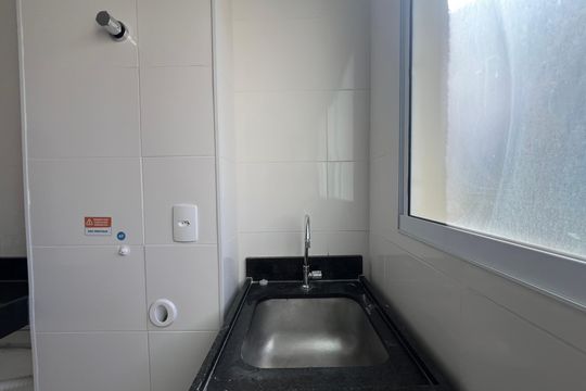 Área de Serviço de apartamento para alugar com 2 quartos, 50m² em Braúnas, Belo Horizonte