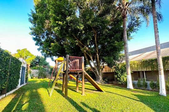 Casa de Condomínio para alugar com 4 quartos, 206m² em Rondônia, Novo Hamburgo