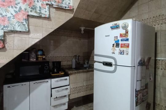 Casa para alugar com 1 quarto, 35m² em Centro, Nilópolis