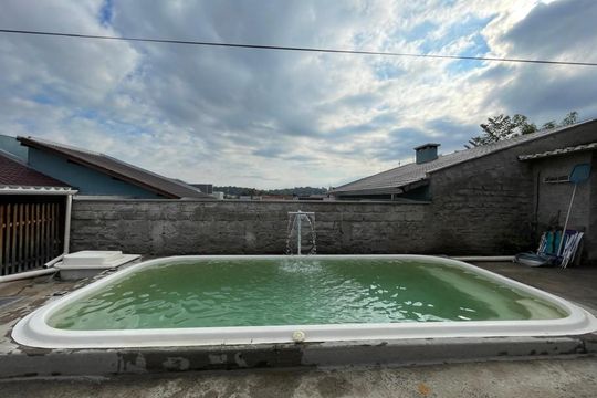 Casa à venda com 2 quartos, 130m² em  Vargas, São Leopoldo