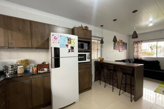 Casa à venda com 2 quartos, 130m² em  Vargas, São Leopoldo
