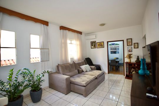 Sala de TV de casa à venda com 3 quartos, 280m² em Santa Cruz (barreiro), Belo Horizonte