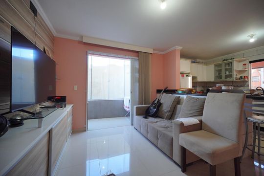 Sala de apartamento para alugar com 2 quartos, 69m² em Serraria, São José