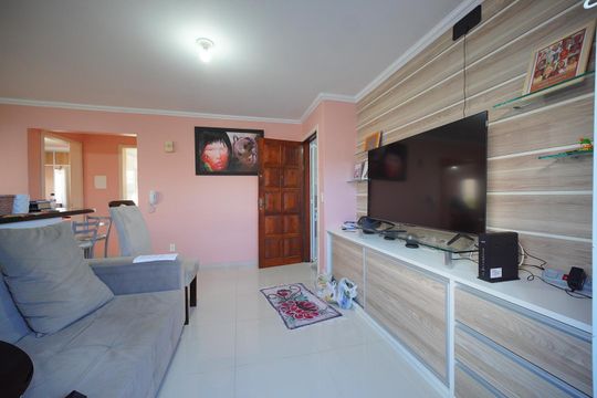 Apartamento para alugar com 2 quartos, 69m² em Serraria, São José