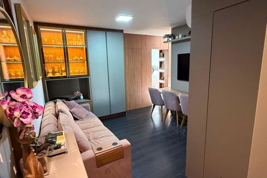 Sala de apartamento à venda com 2 quartos, 47m² em Centro, Curitiba