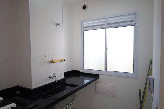 Área de serviço de apartamento para alugar com 2 quartos, 39m² em Vila Gea, São Paulo