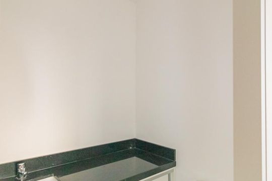 Banheiro de apartamento para alugar com 1 quarto, 39m² em Marechal Rondon, Canoas