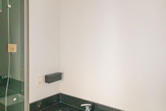 Banheiro de apartamento para alugar com 1 quarto, 39m² em Marechal Rondon, Canoas