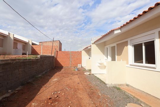 Área externa de casa para alugar com 2 quartos, 106m² em Morada do Vale Ii, Gravataí