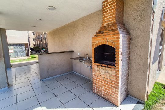 Churrasqueira de apartamento para alugar com 2 quartos, 40m² em Brás de Pina, Rio de Janeiro