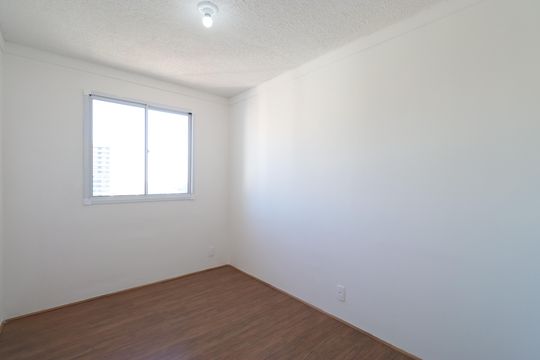 Quarto de apartamento para alugar com 1 quarto, 27m² em Parque Industrial Tomas Edson, São Paulo