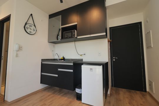 Cozinha de kitnet/studio à venda com 1 quarto, 28m² em Aclimação, São Paulo
