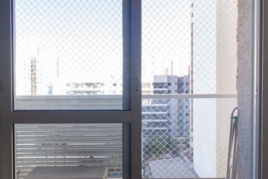 Varanda de kitnet/studio à venda com 0 quarto, 28m² em Aclimação, São Paulo