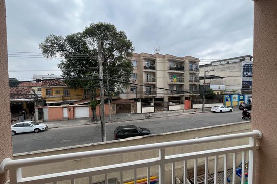 Varanda de apartamento para alugar com 2 quartos, 51m² em Ilha do Governador, Rio de Janeiro