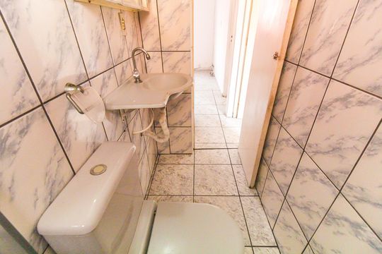 Banheiro de apartamento para alugar com 2 quartos, 42m² em Cidade Tiradentes, São Paulo