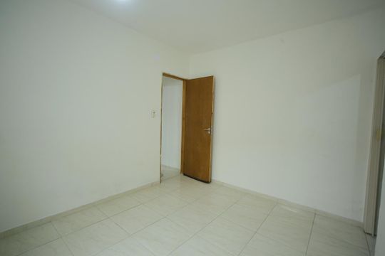 Casa para alugar com 2 quartos, 250m² em Jardim Sao Luis, São Bernardo do Campo