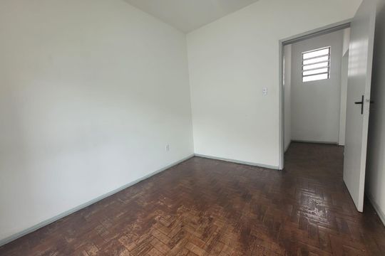 Quarto de apartamento para alugar com 3 quartos, 90m² em Moinhos de Vento, Porto Alegre