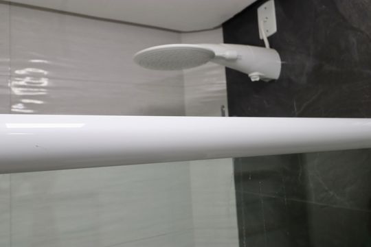 Banheiro de casa de condomínio para alugar com 2 quartos, 60m² em Cabula, Salvador