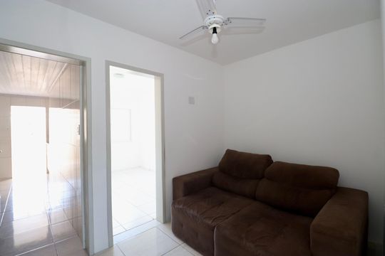Sala de casa de condomínio para alugar com 2 quartos, 60m² em Cabula, Salvador