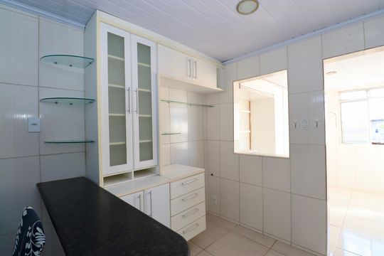 Cozinha de casa de condomínio para alugar com 2 quartos, 60m² em Cabula, Salvador