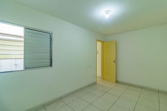 Quarto de casa para alugar com 1 quarto, 28m² em Jardim Oriental, São Paulo