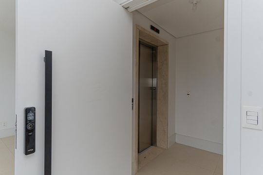 Apartamento à venda com 3 quartos, 265m² em Fonte do Morumbi, São Paulo