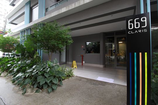 Fachada de apartamento para alugar com 1 quarto, 33m² em Indianópolis, São Paulo