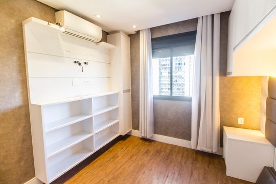 Suíte 2 de apartamento para alugar com 3 quartos, 112m² em Empresarial 18 do Forte, Barueri