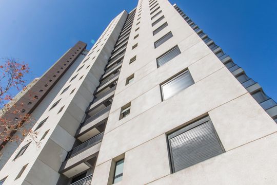Fachada de apartamento para alugar com 3 quartos, 112m² em Empresarial 18 do Forte, Barueri