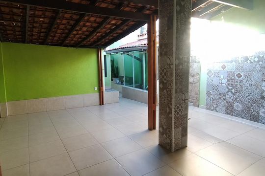 Área externa de casa à venda com 3 quartos, 106m² em Vila Robertina, São Paulo