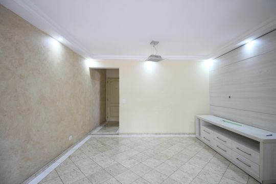 Sala de apartamento para alugar com 2 quartos, 70m² em Vila Andrade, São Paulo