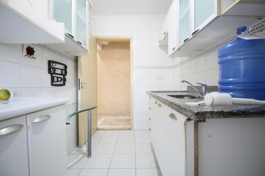 Cozinha de apartamento para alugar com 2 quartos, 70m² em Vila Andrade, São Paulo