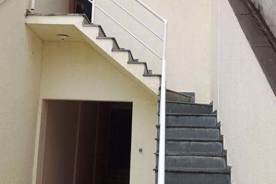 Área externa de casa para alugar com 3 quartos, 240m² em Vila Esperança, São Paulo