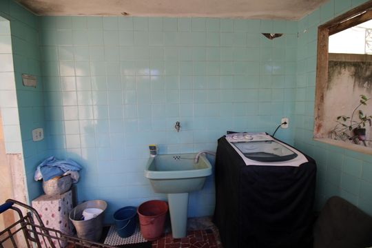 Área de Serviço de casa à venda com 2 quartos, 480m² em Olaria, Rio de Janeiro