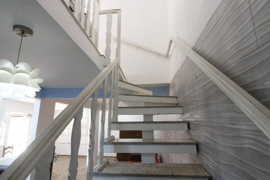 Sala de casa para alugar com 3 quartos, 140m² em São Cristóvão, Cabo Frio