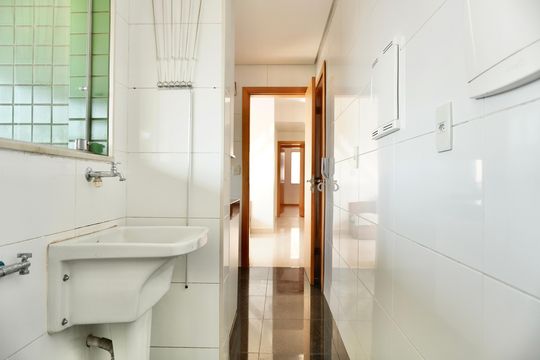 Área de Serviço de apartamento para alugar com 3 quartos, 180m² em Santo Antônio, Belo Horizonte