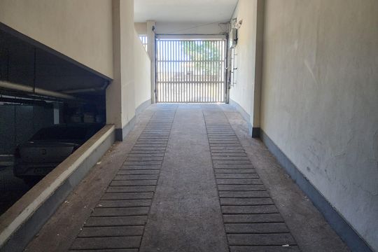 Garagem de apartamento para alugar com 2 quartos, 74m² em Coelho, São Gonçalo