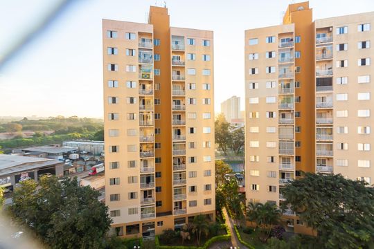 Vista de apartamento para alugar com 2 quartos, 58m² em Piratininga, Osasco