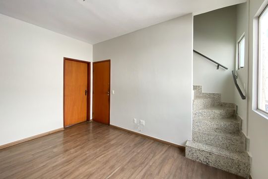 Apartamento à venda com 5 quartos, 115m² em Castelo, Belo Horizonte