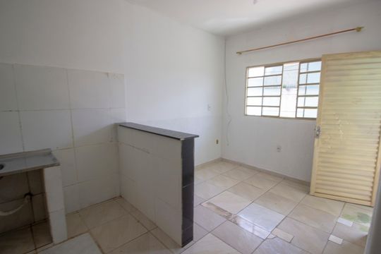 Sala / Cozinha de casa à venda com 4 quartos, 250m² em Ceilandia Norte , Brasília