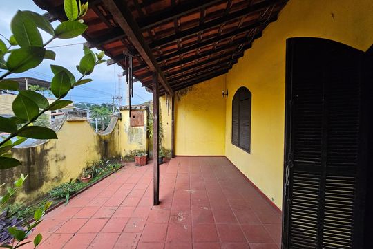 Varanda de casa para alugar com 3 quartos, 100m² em Olinda, Nilópolis
