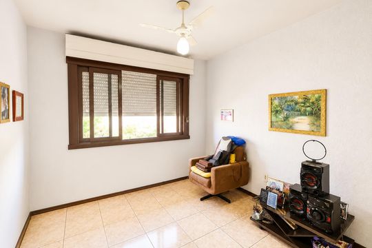 Quarto de casa para alugar com 3 quartos, 128m² em Centro, Gravataí