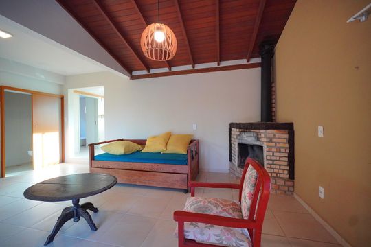Sala de casa para alugar com 2 quartos, 300m² em Ingleses Norte, Florianópolis