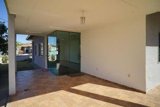 Varanda de casa de condomínio para alugar com 4 quartos, 251m² em Inoã, Maricá