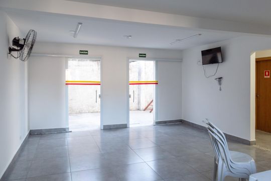 Apartamento à venda com 2 quartos, 48m² em Vila Galvão, Guarulhos