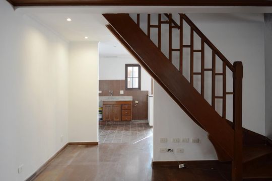 Sala de casa para alugar com 2 quartos, 98m² em Jardim Paulista, São Paulo