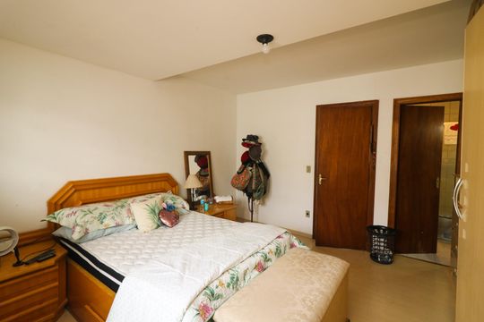 Quarto Suíte de casa de condomínio para alugar com 3 quartos, 112m² em Espírito Santo, Porto Alegre