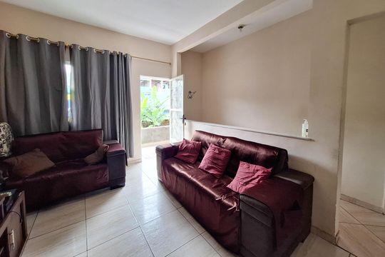 Sala 2 de casa à venda com 4 quartos, 110m² em Fonseca, Niterói