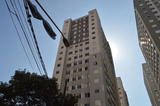 Fachada de apartamento para alugar com 1 quarto, 36m² em Cambuci, São Paulo
